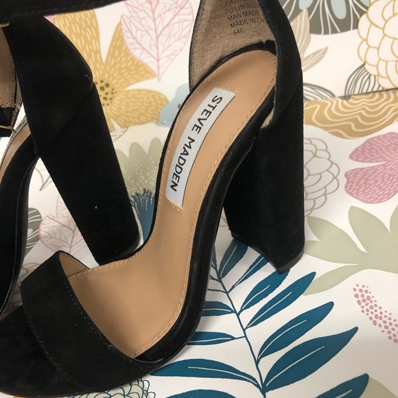 Black Heels - Picture 3 of 5